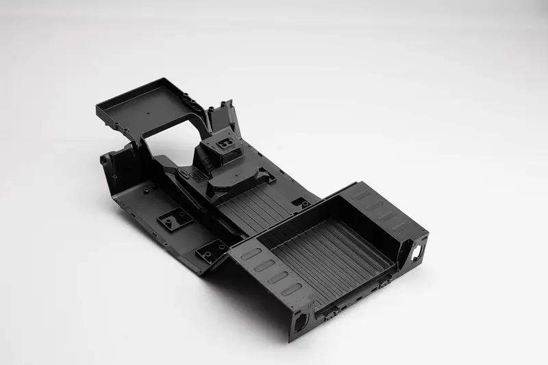 1:12 Hummer H1 Chassis (W/O Painting) 1
