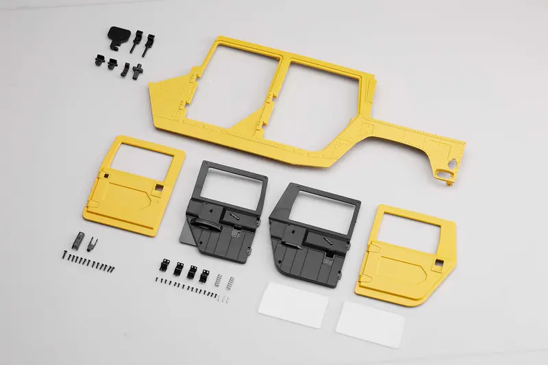 1:12 Hummer H1 Left Door Set (Yellow) 1