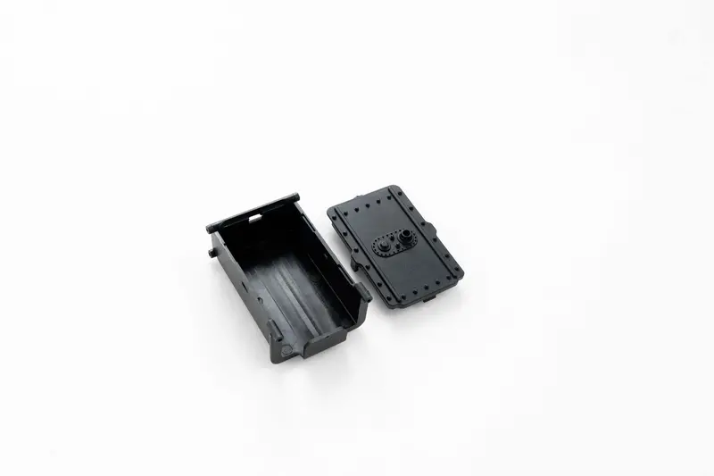 1:24 Lemur Battery Box 1